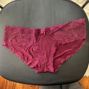 VS Hipkini Style Underwear Size L